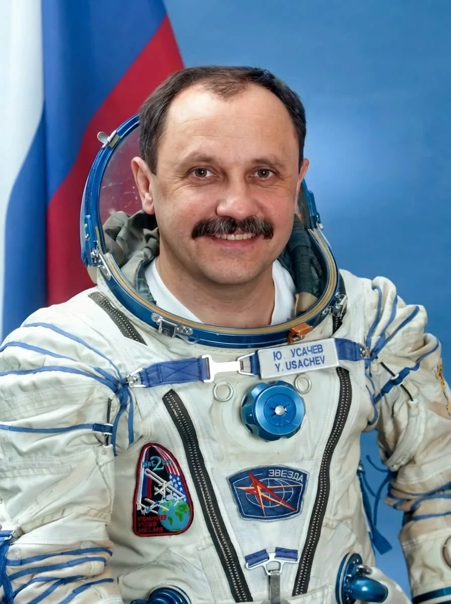 Юрий Усачёв — Российский космонавт-испытатель РКК «Энергия», Герой Российской Федерации, командир второй основной экспедиции на МКС